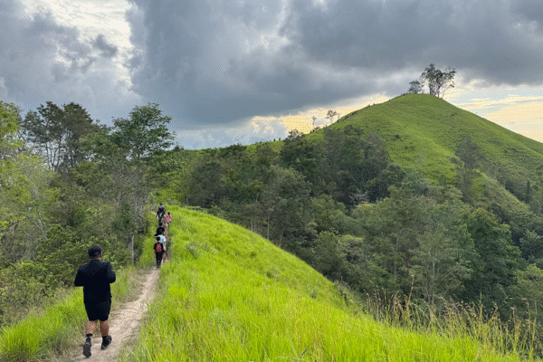 Hiking di Bulumawoo